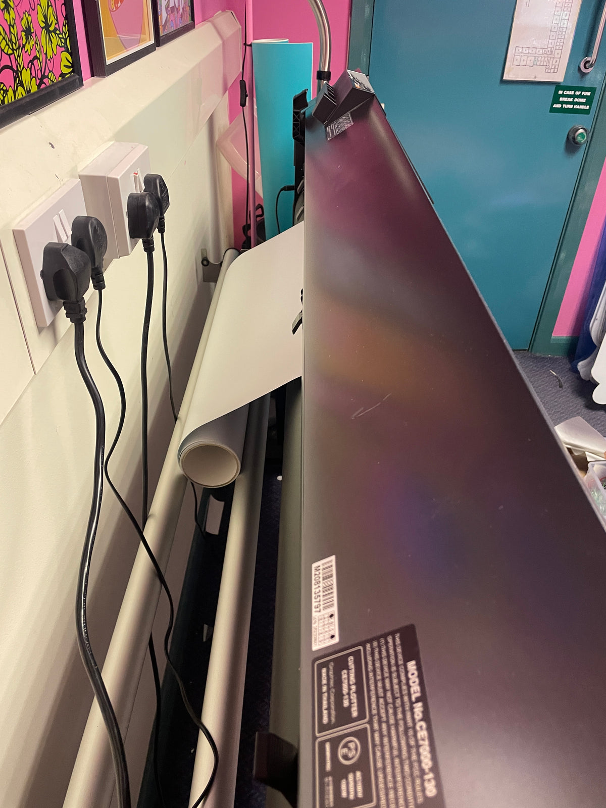 USED Graphtec CE7000-130 54-inch Vinyl Cutter