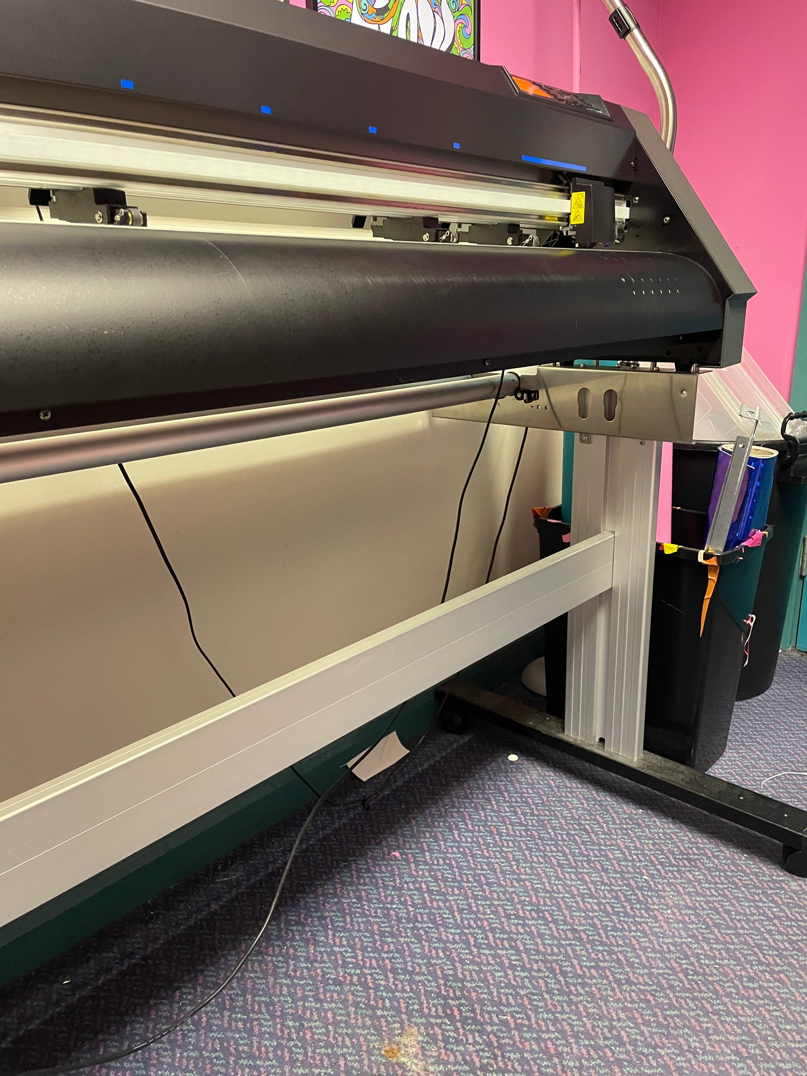 USED Graphtec CE7000-130 54-inch Vinyl Cutter