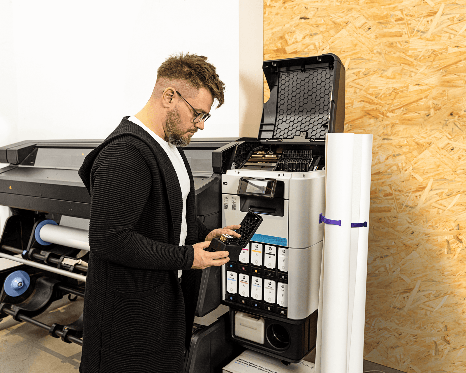 HP LATEX 630 W Print and Cut Solution (64-inch)