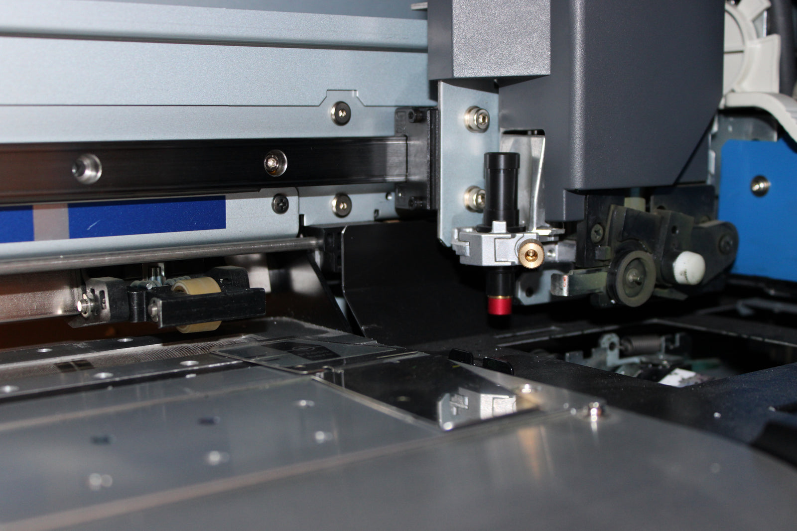 USED Roland SG2-300 30-inch Solvent Printer / Cutter