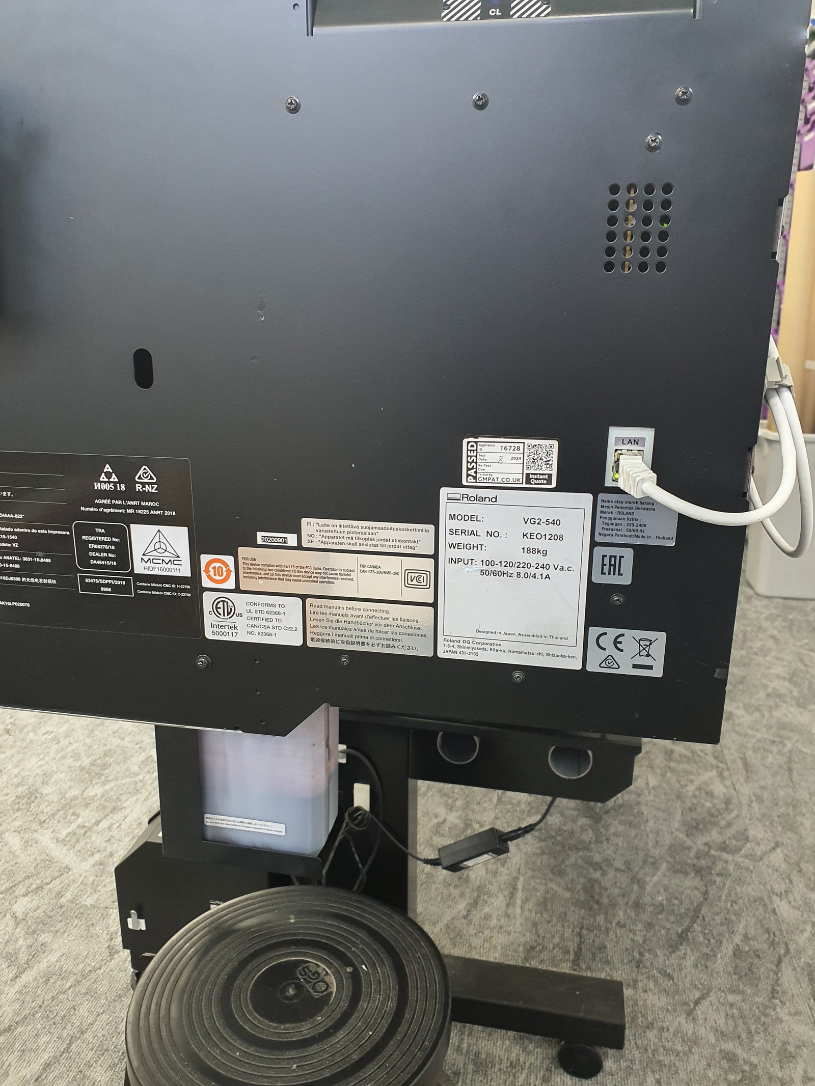 USED Roland VG2-540 54-inch Solvent Printer / Cutter