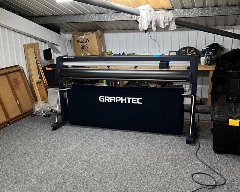 USED Graphtec FC9000/160 64-inch Vinyl Cutter