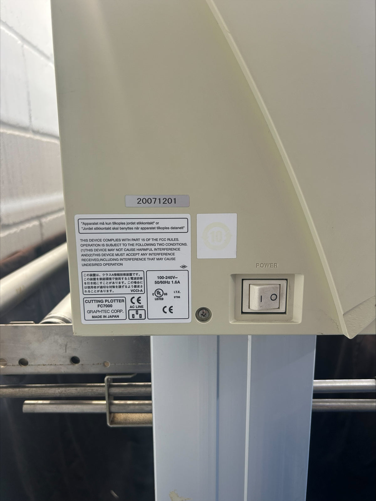 USED Graphtec FC7000MK2-160 64-inch Vinyl Cutter